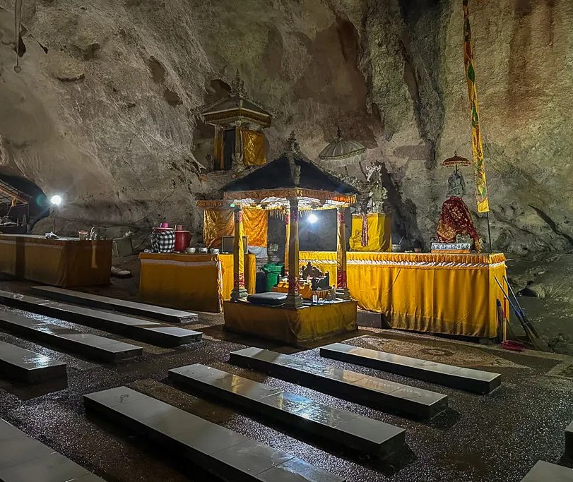 Goa Giri Temple